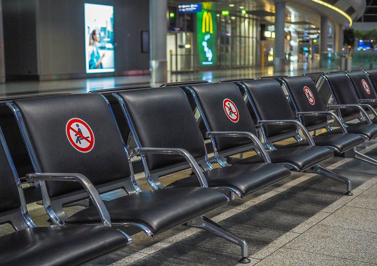 Airport Terminal Travel Traffic  - MichaelGaida / Pixabay