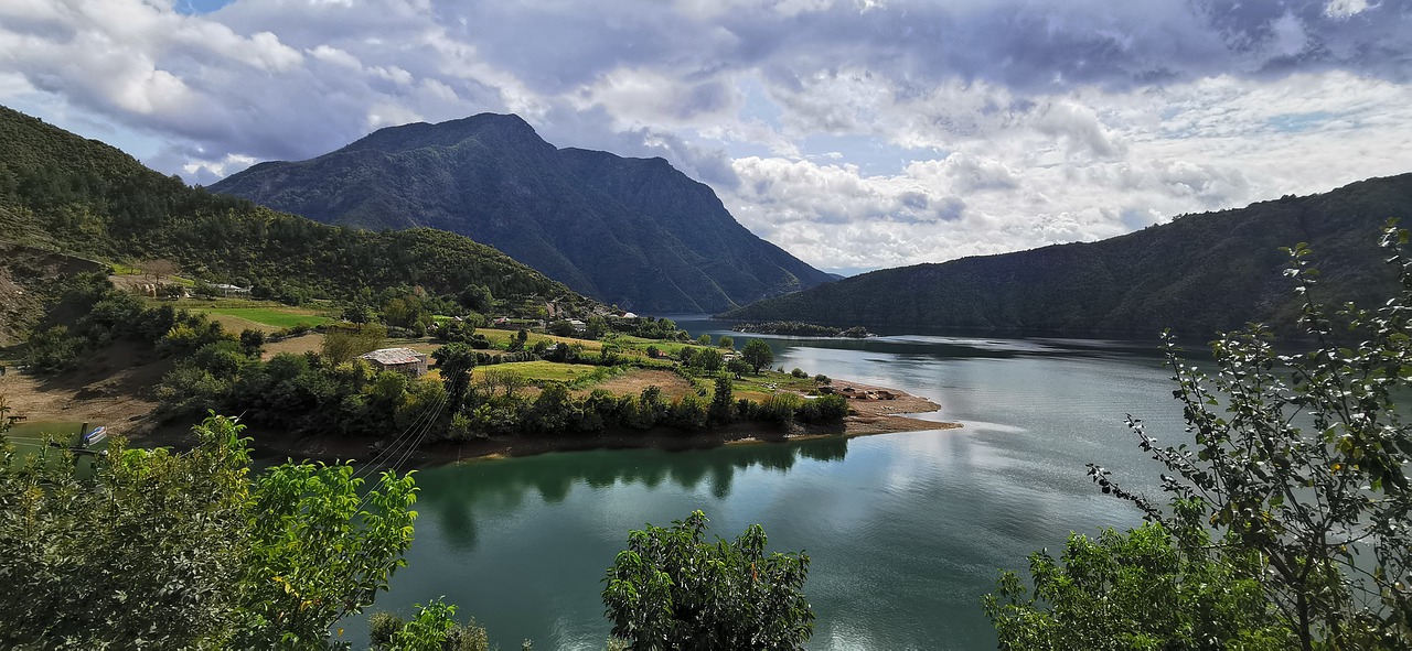 Albania Mountain Panorama Fjord  - Makri27 / Pixabay