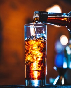 Alcohol Bar Beverage Booze Bottle  - miguelbarrera3 / Pixabay
