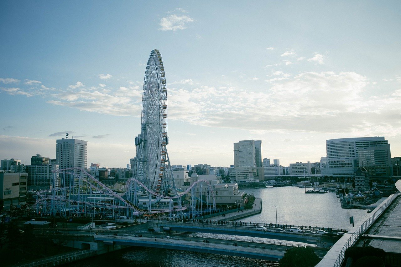 Amusement Park Sky Buildings  - 30e302929n30 / Pixabay