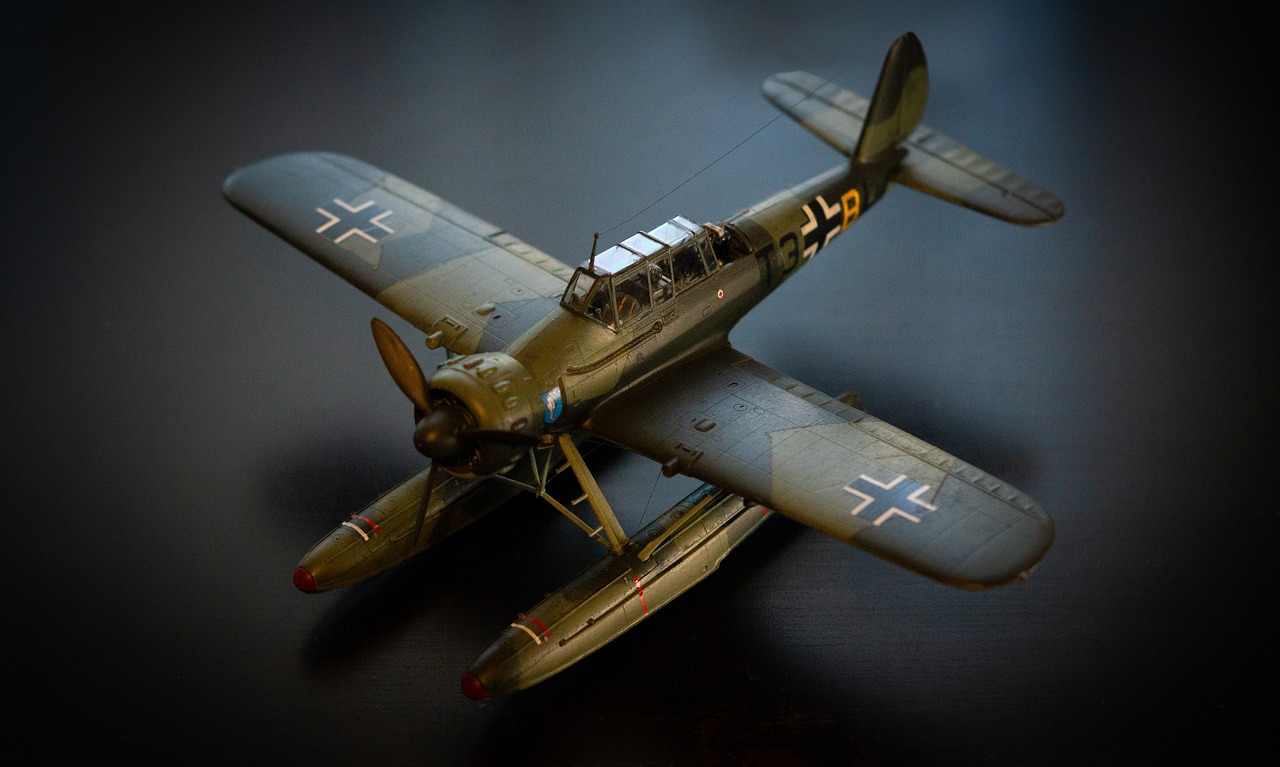 Arado Ar Modelling Miniature - Matias_Luge / Pixabay