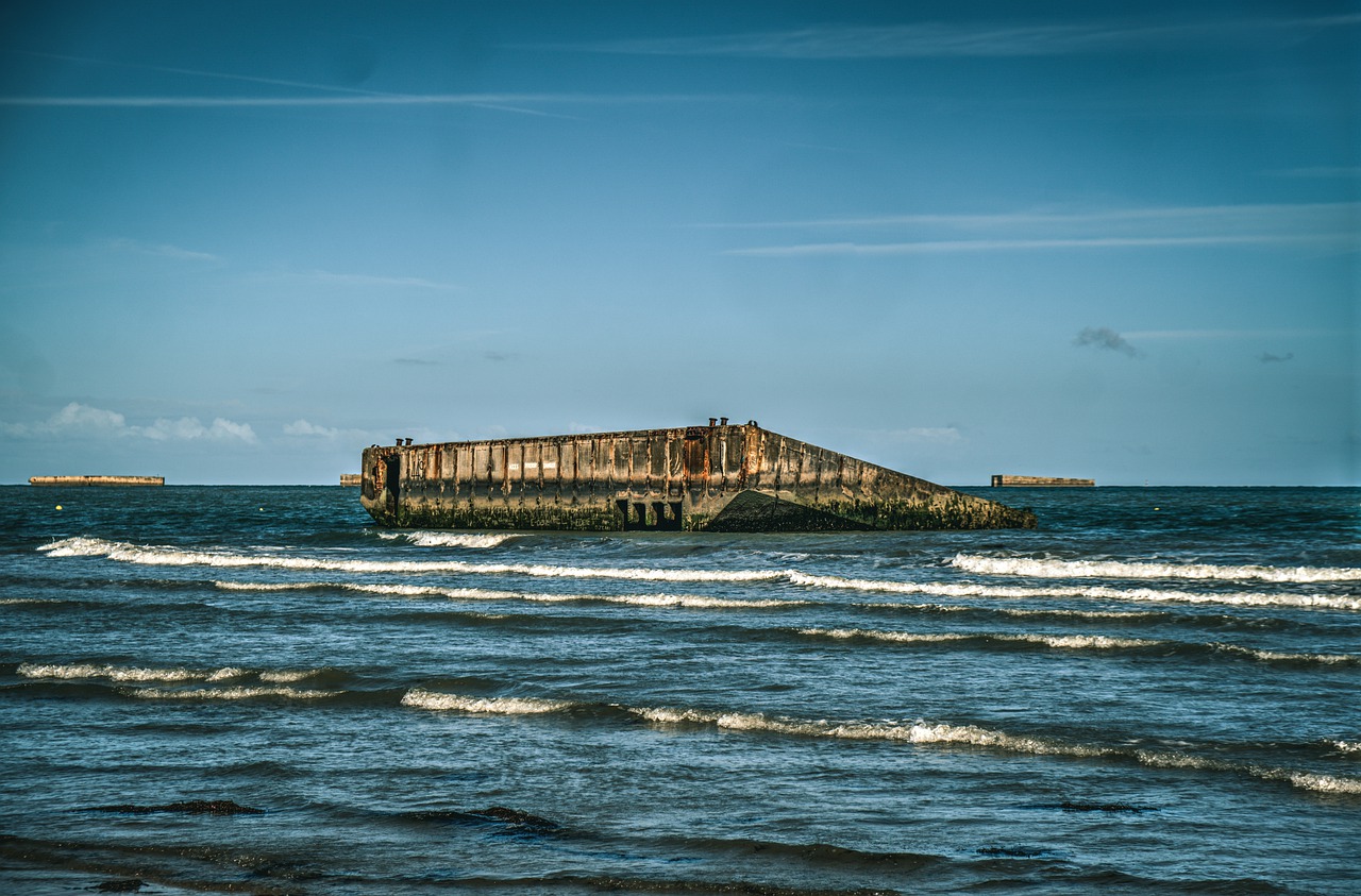 Arromanches Les Bains Arromanches - herb1979 / Pixabay