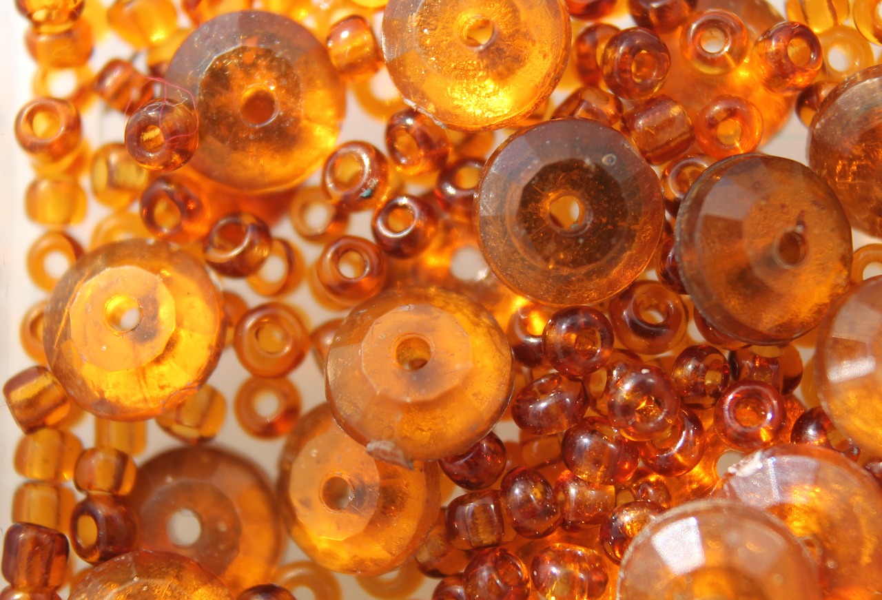 Art Craft Beads Amber Color  - AlbanyColley / Pixabay
