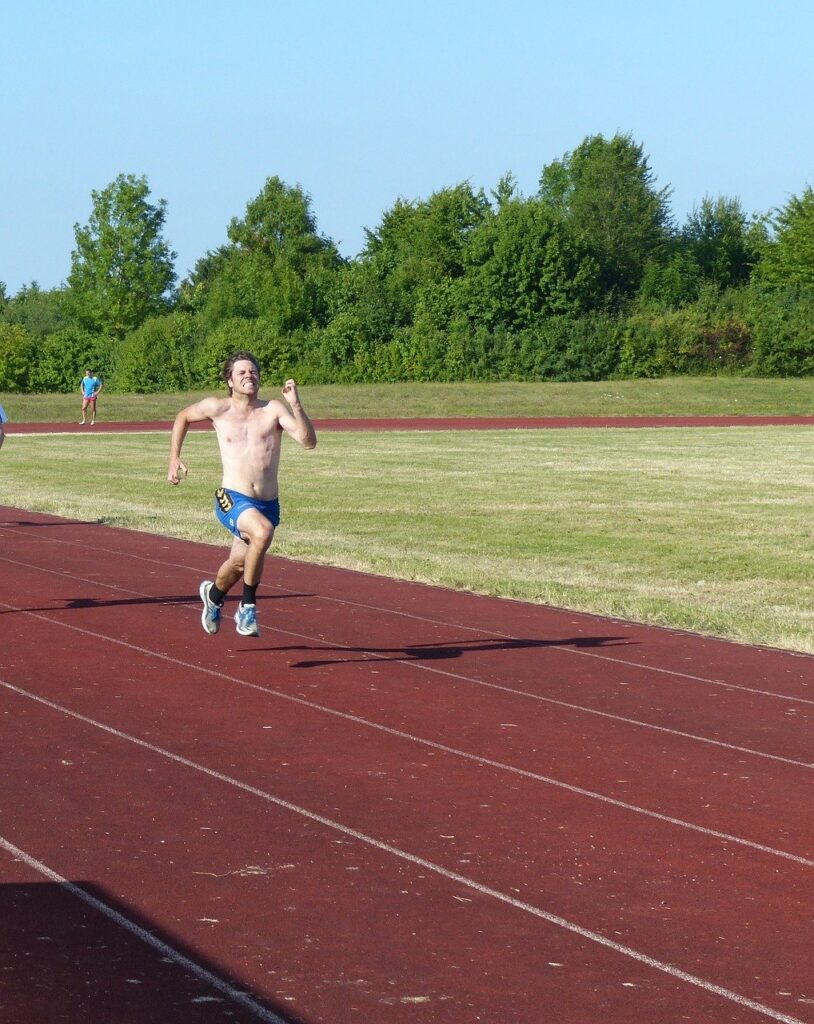 Athletics Sport Race  Metres Run  - Hans / Pixabay