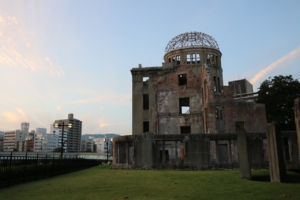 Atomic Bomb Hiroshima Nuclear War  - chaliceks / Pixabay