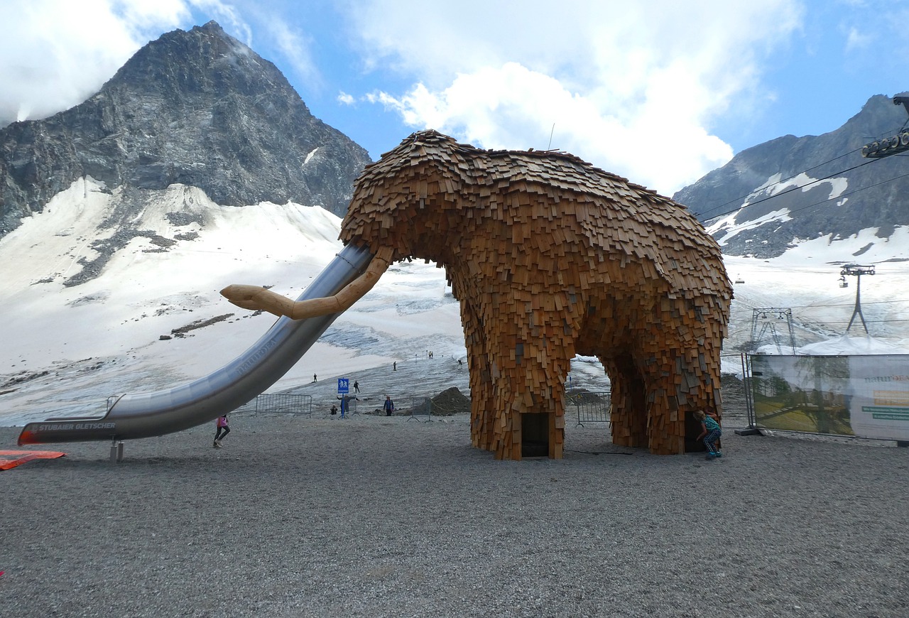 Austria Glacier Mammoth  - Elsemargriet / Pixabay
