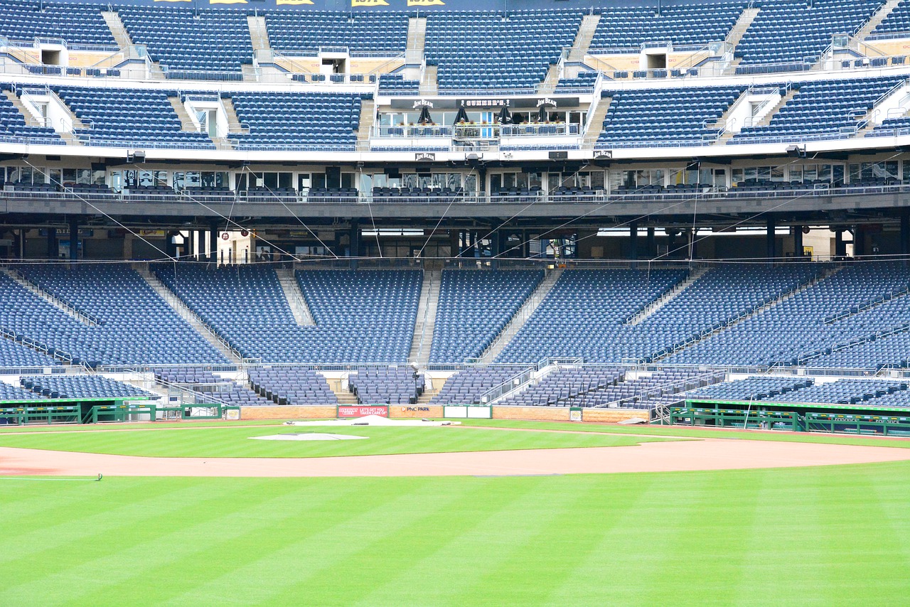 Baseball Field Baseball Stadium  - kristinelonsford / Pixabay
