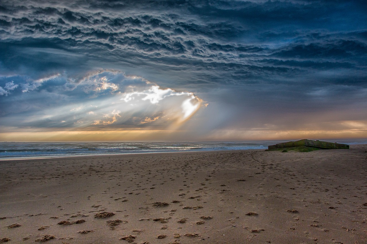 Beach Storm Stormy Ocean Weather  - roq59 / Pixabay