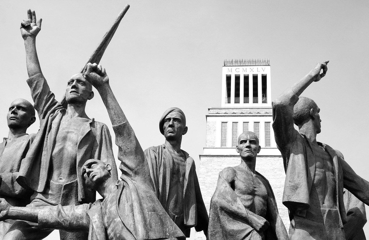 Beech Forest Monument  - Dominik_Alexander_1977 / Pixabay