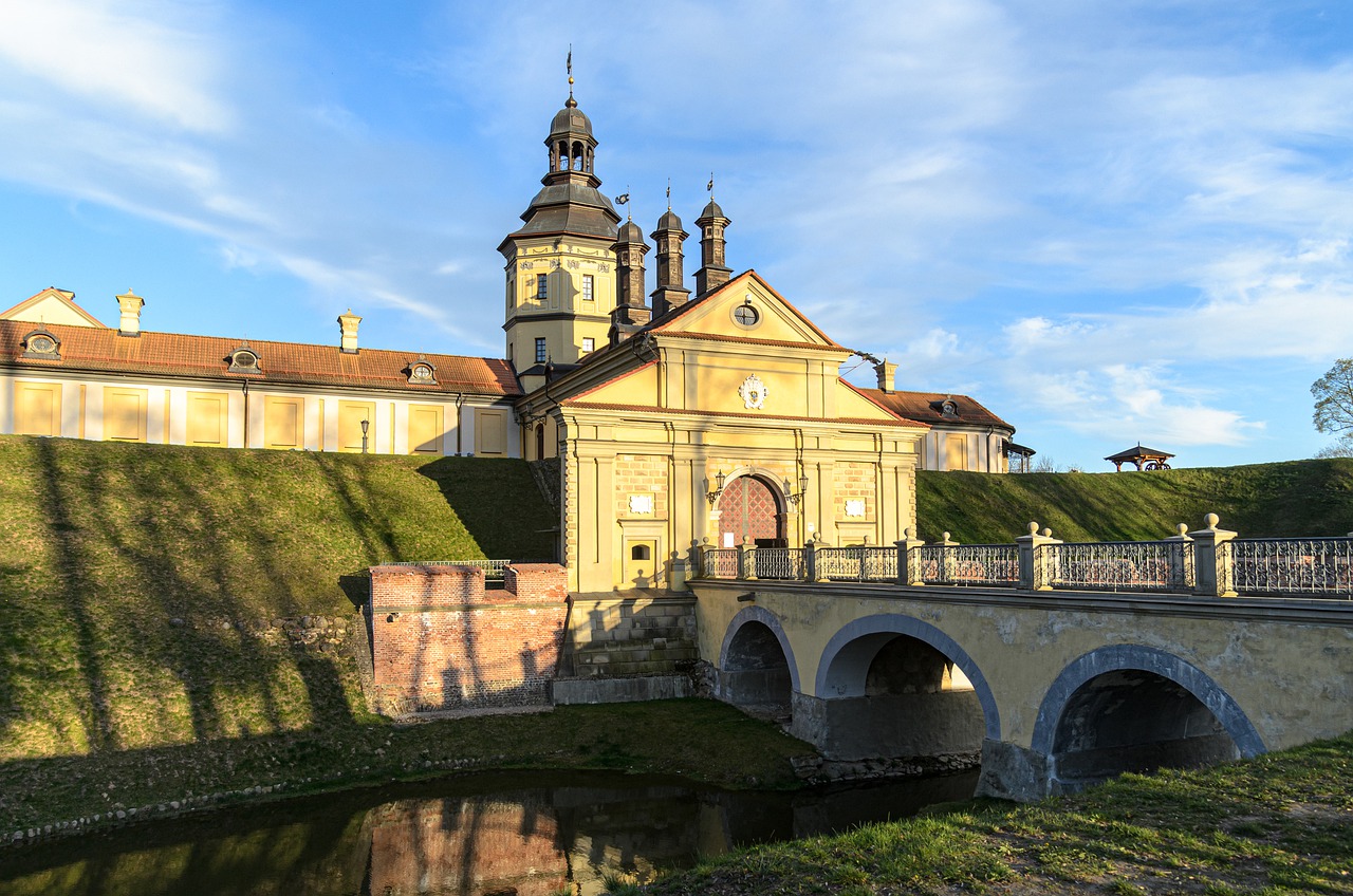 Belarus Castle Medieval Building  - Vlad_Sin / Pixabay
