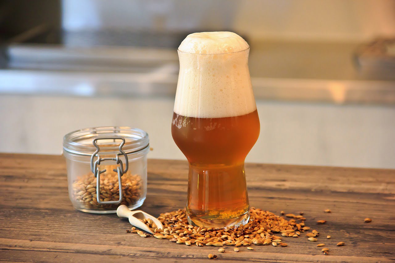 Belgian Beer Wheat On Tap Alcohol  - Devanath / Pixabay