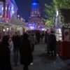 Berlin Christmas Market Visitors  - RonPorter / Pixabay