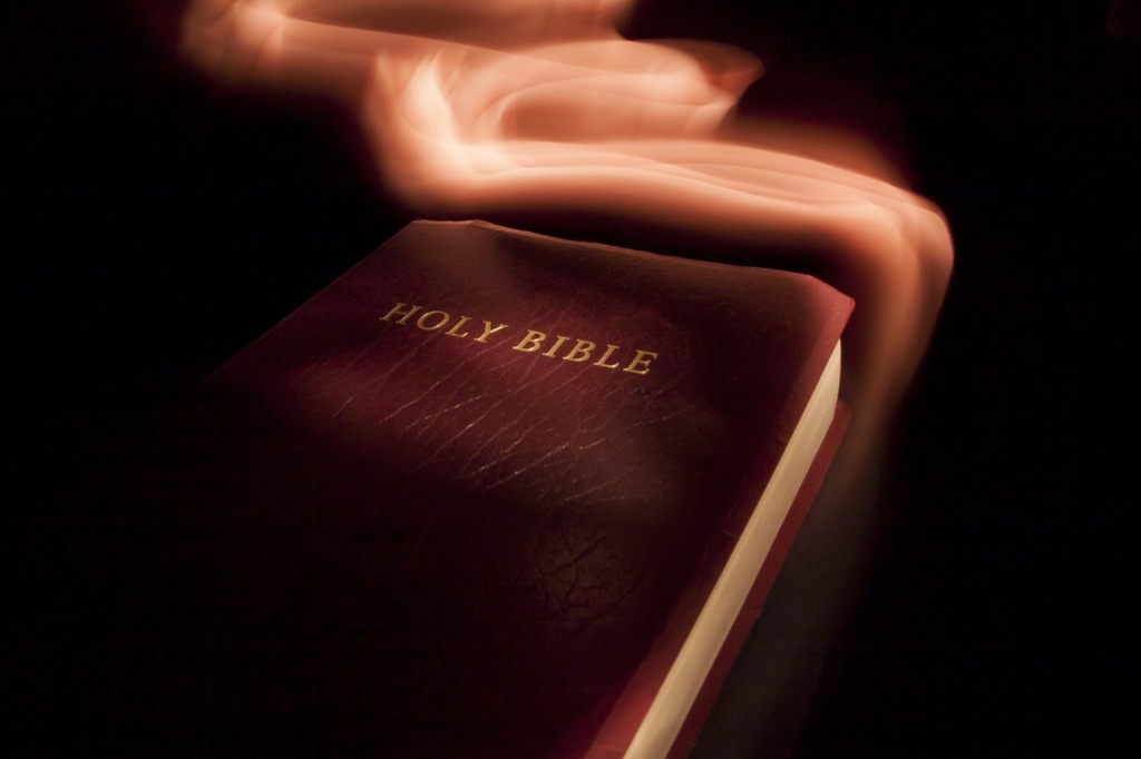 Bible Fire Burning Religion God  - joe54902 / Pixabay