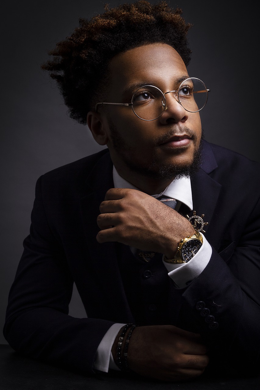 Black Businessman Black Professional  - elsimage / Pixabay