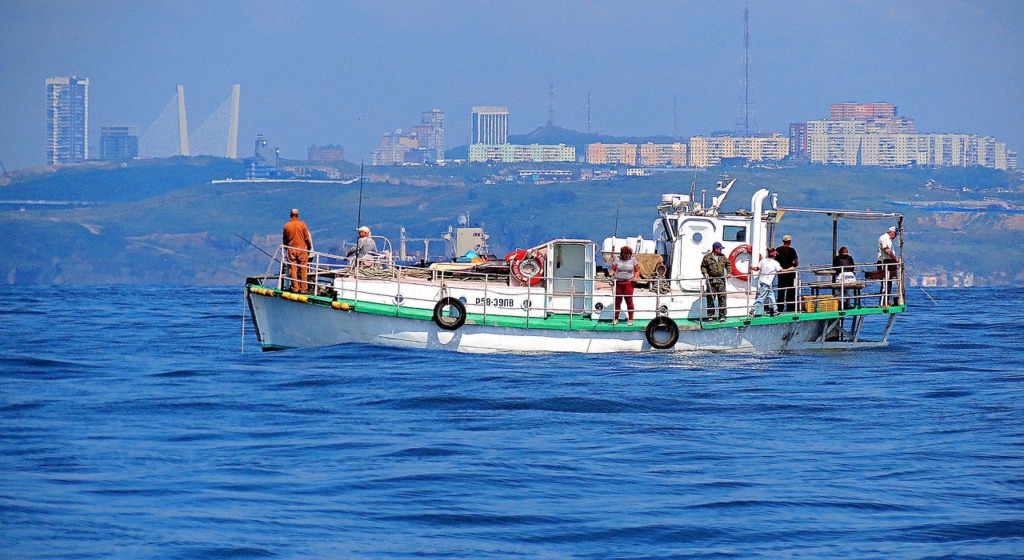 Boat Sea Ocean City Vladivostok  - zzkonst / Pixabay