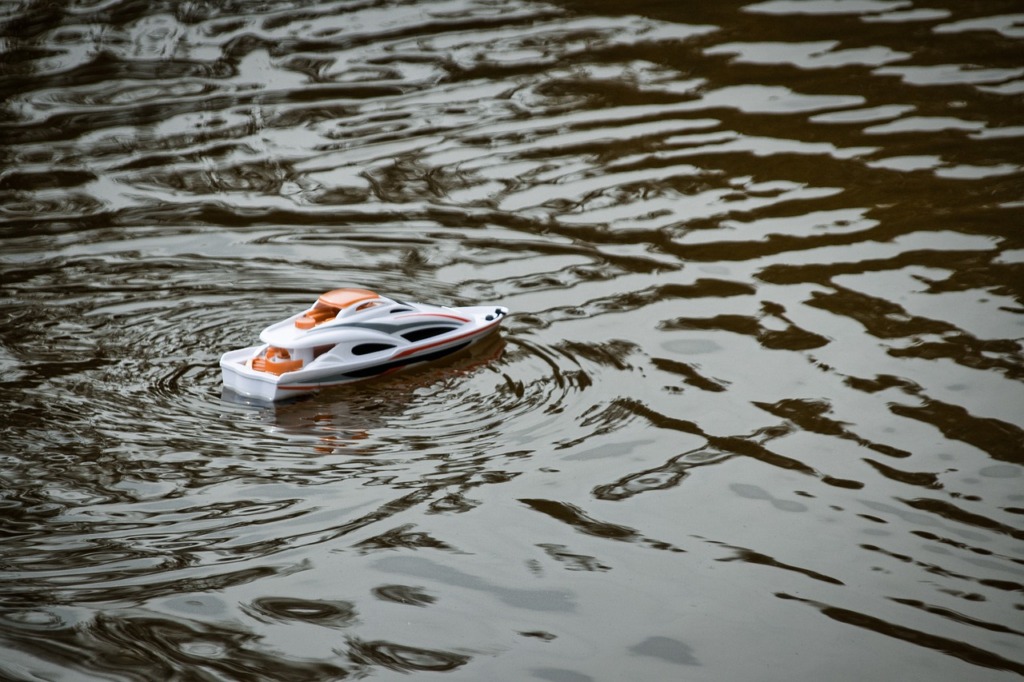 Boat Toy Plastic Water Lake Pond  - planet_fox / Pixabay