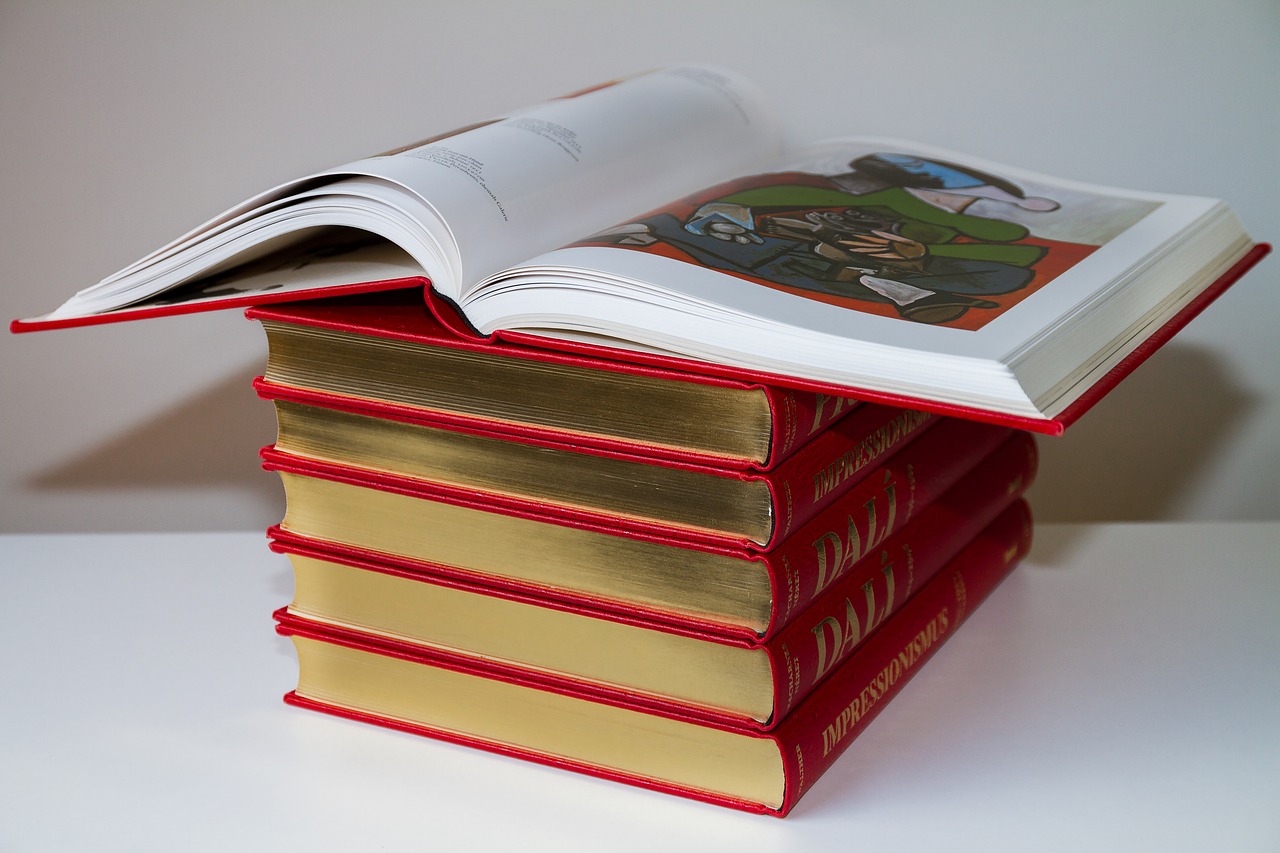 Book Book Stack Education  - 5598375 / Pixabay