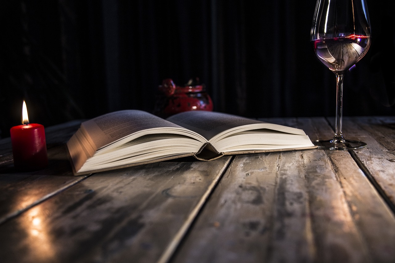 Book Candles Wine Glass  - giselaatje / Pixabay