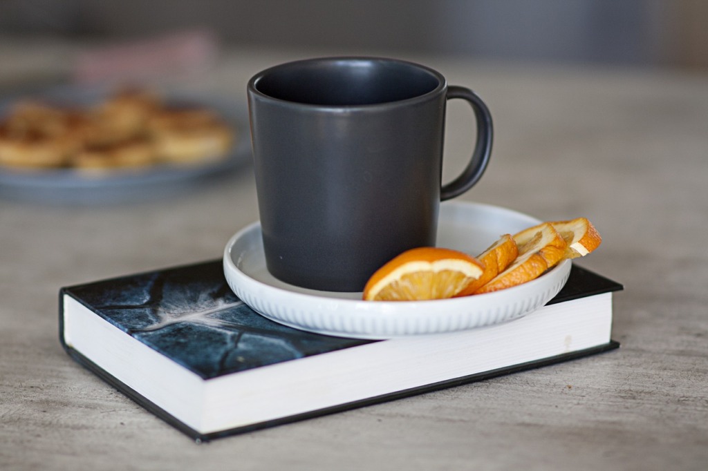 Book Coffee Cup Reading Morning  - OlgaVolkovitskaia / Pixabay