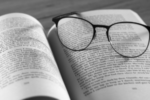 Book Glasses Education Eyeglasses  - armennano / Pixabay