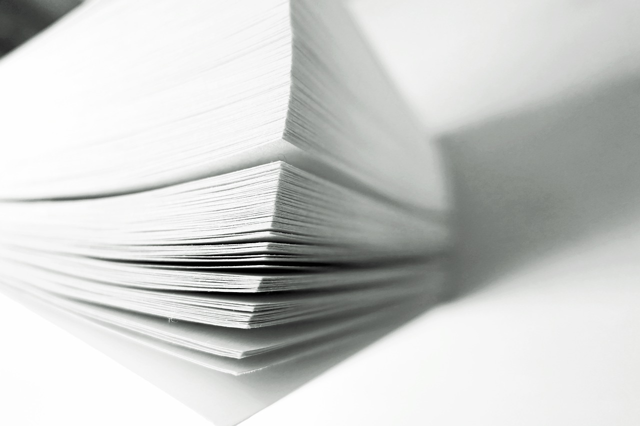 Book Pages Black And White  - moritz320 / Pixabay