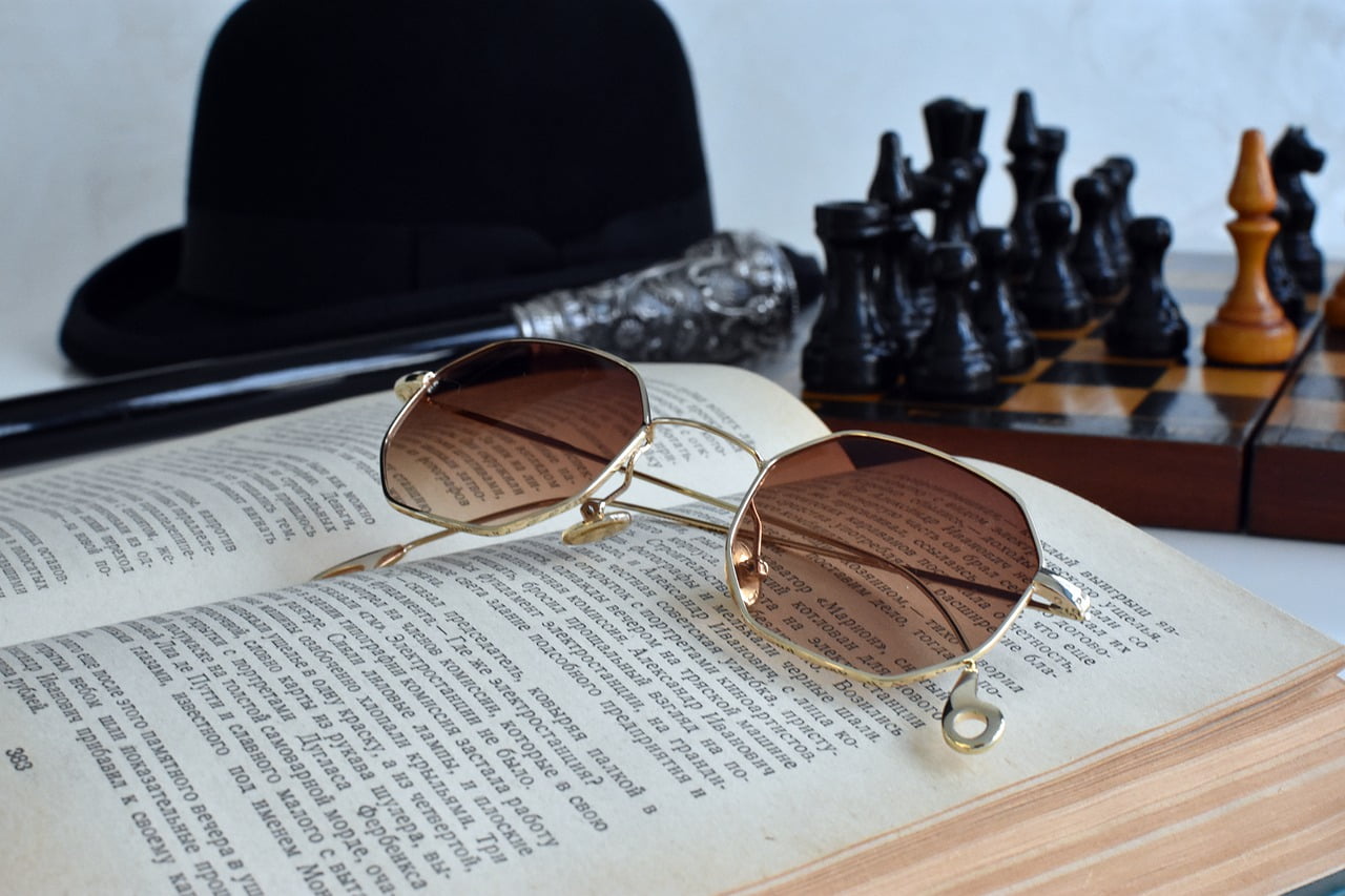 Book Sunglasses Men Accessories - Irenna86 / Pixabay
