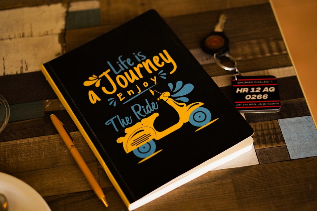 Books Notebook Diary Writing Story  - drakcode / Pixabay