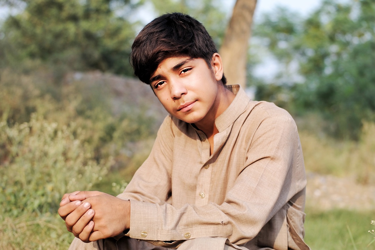 Boy Teenager Pakistani Teen Young - OwaisKhanPK / Pixabay