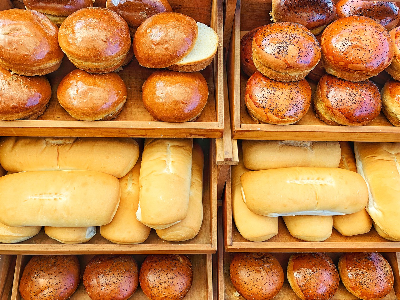 Bread Hamburger Burger Sandwich  - titopasini / Pixabay