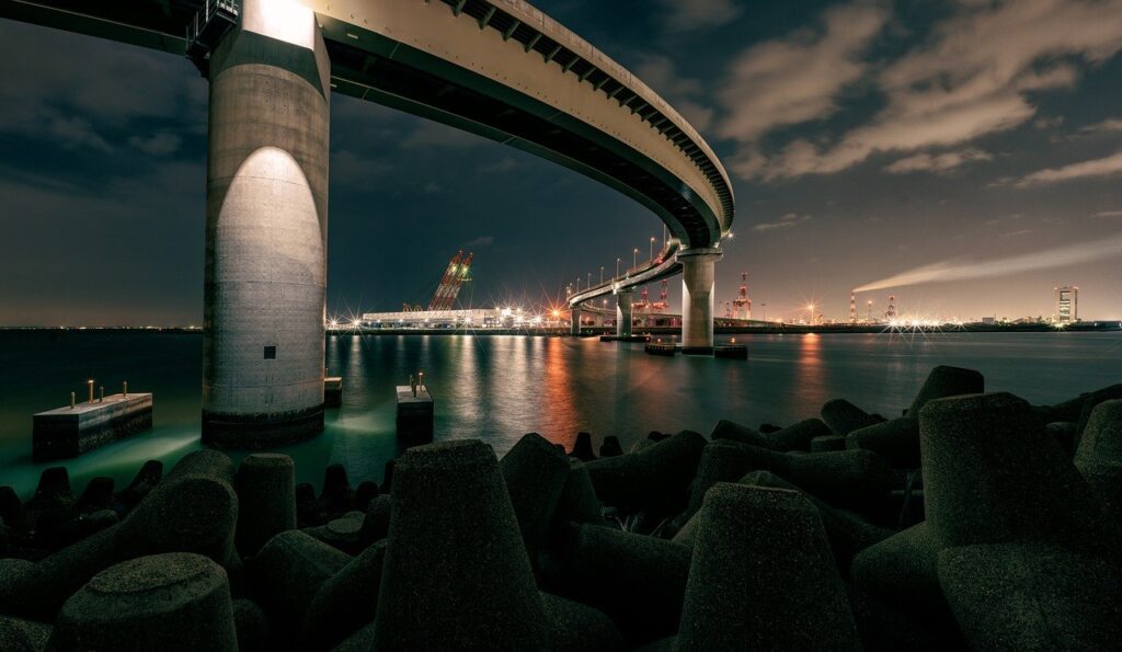 Bridge Sea Night Crane Port  - Kanenori / Pixabay