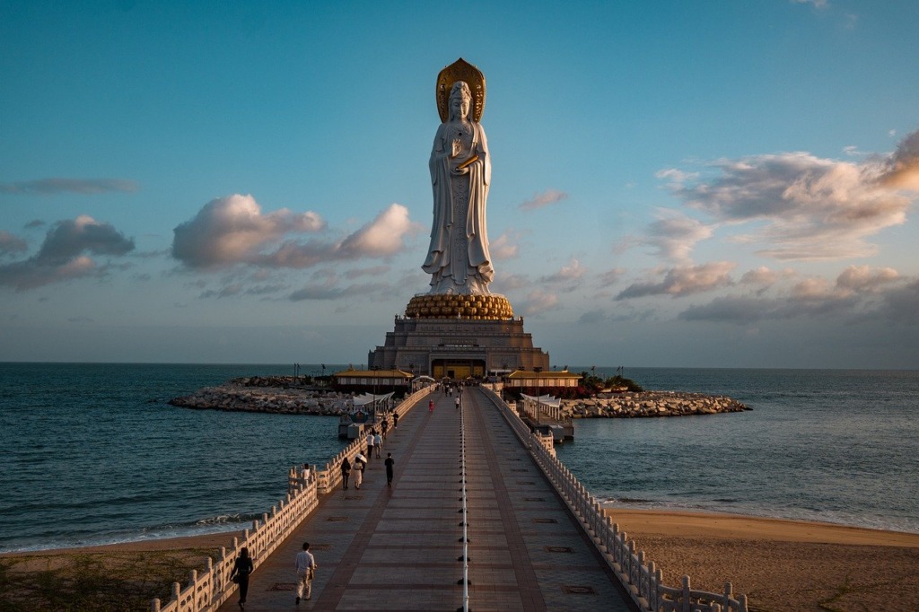 Buddha Statue Coast Shrine  - mathgun / Pixabay