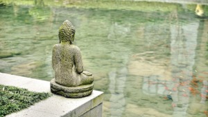 Buddha Statue Pond Sculpture  - Silentpilot / Pixabay