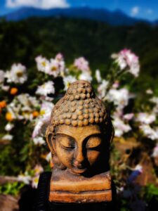 Buddha Statue Sculpture  - labunhanglimboo / Pixabay