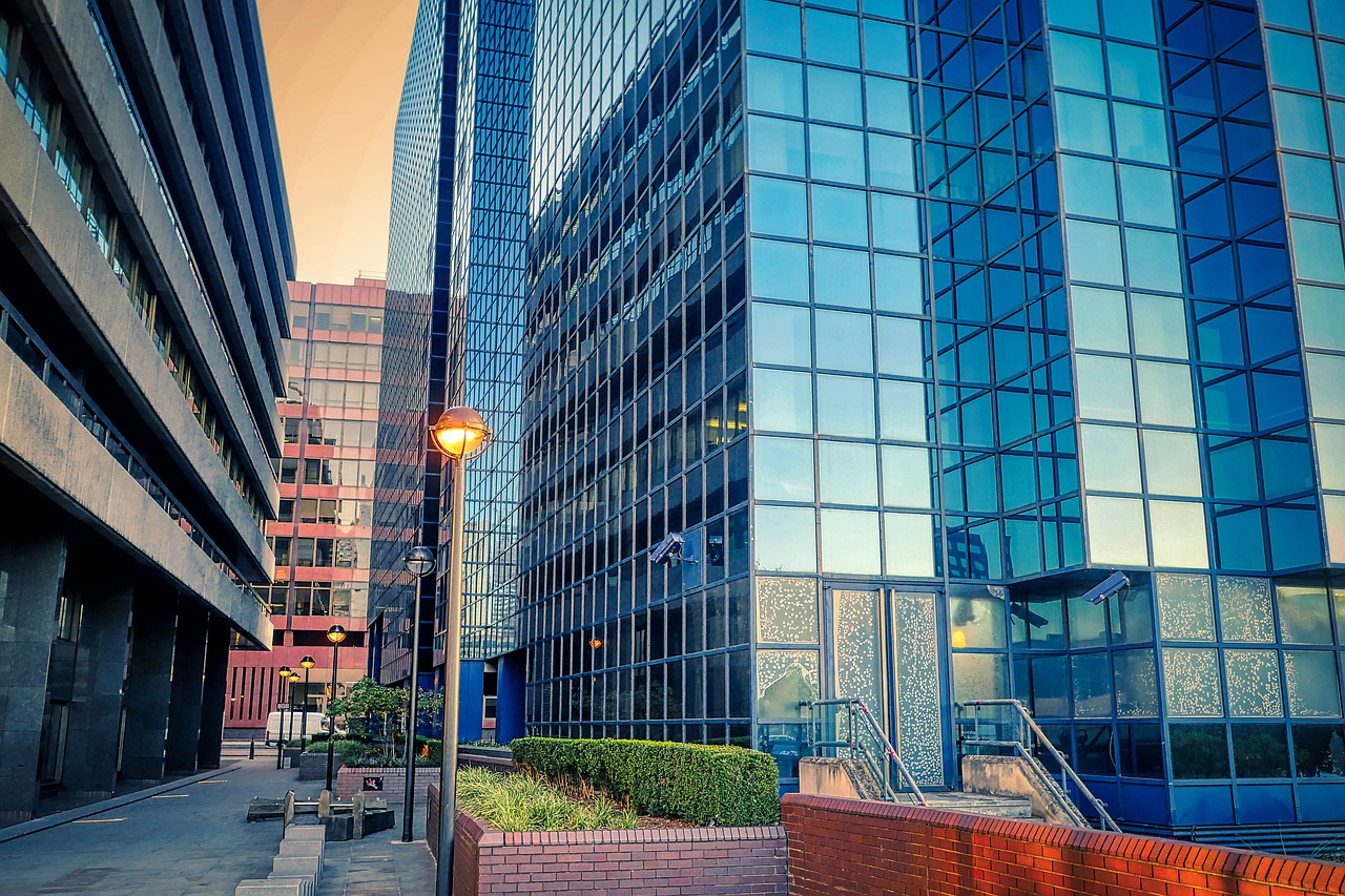 Buildings Architecture Skyscrapers  - fietzfotos / Pixabay