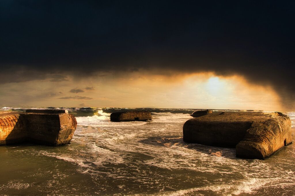 Bunkers Sea Clouds Coast Seashore  - Gassflor / Pixabay