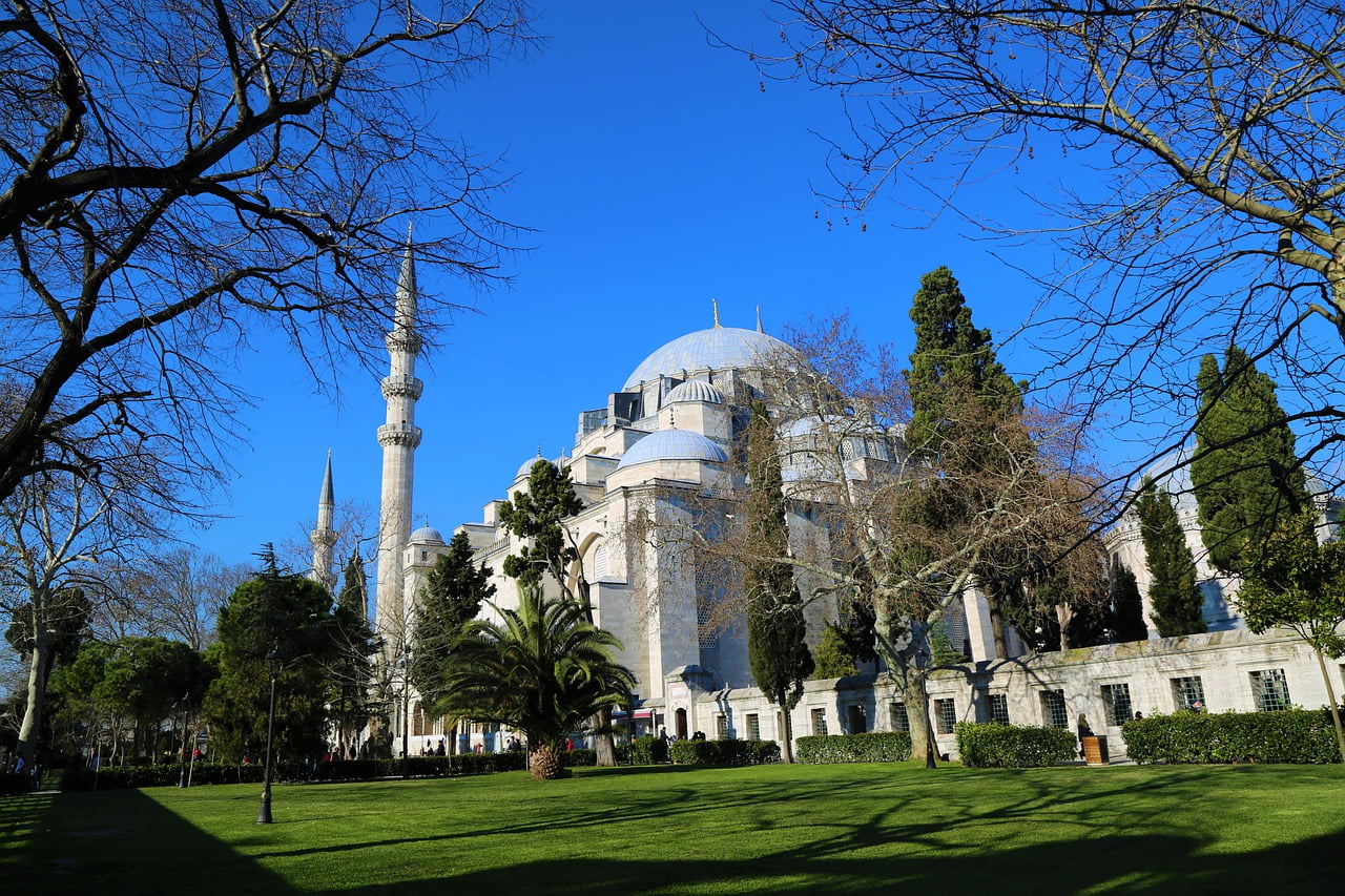 Cami Architecture Minaret Dome  - Konevi / Pixabay