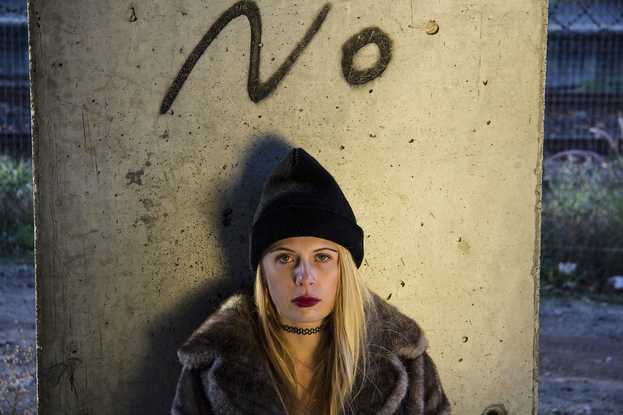 Campaign Feminist No Girl Portrait  - nicoladreyer / Pixabay