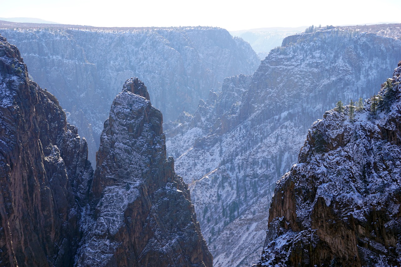 Canyon Mountains Snow Peak Summit  - RJA1988 / Pixabay