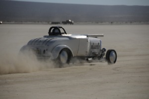 Car Speed Sand Dunes Race  - mechaguzzler / Pixabay