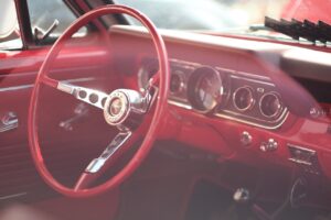 Car Steering Wheel Odometer  - DawidC / Pixabay