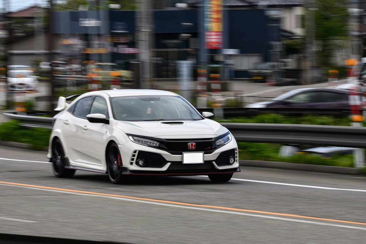 Car Vehicle Traffic Road Honda  - Johnnys_pic / Pixabay