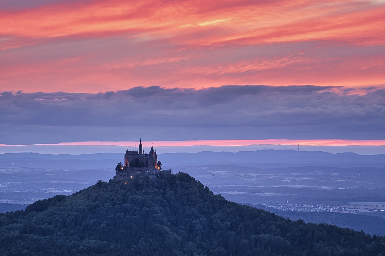 Castle Hohenzollern Hill Sunset - Nordseher / Pixabay