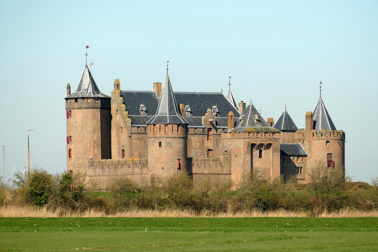 Castle Muiderslot Lock Fort  - MrsBrown / Pixabay