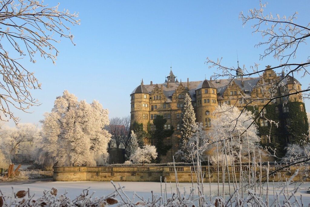 Castle Winter Magic Hoarfrost Cold  - Uschi_Du / Pixabay