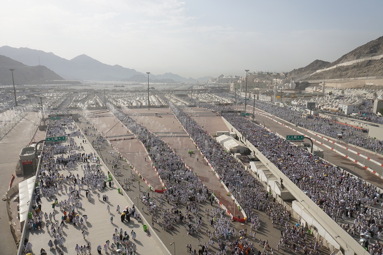 Cemerat Stoning The Devil Way Mecca - yasirgurbuz / Pixabay