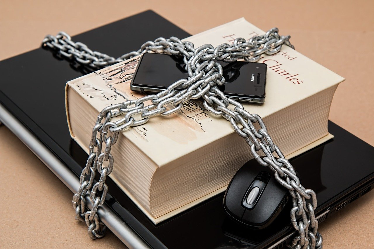 Censorship Limitations  - stevepb / Pixabay