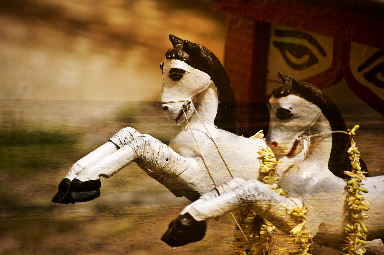 Chariot Horses Roman Historic Old  - SoumenKumar / Pixabay