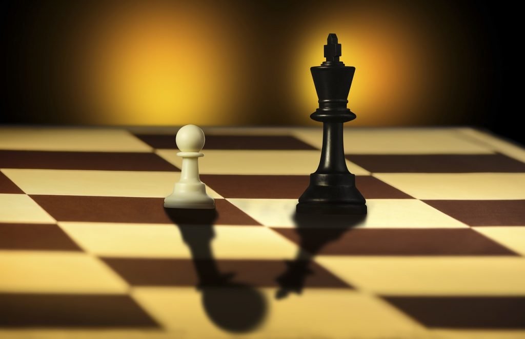 Chess Board Strategy King Play  - JoseManrique / Pixabay
