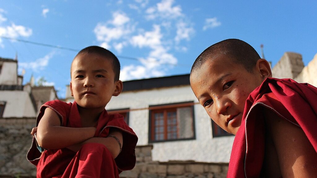 Children The Disciples Budhisti  - MartinPosta / Pixabay