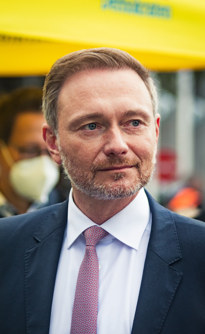 Christian Lindner Politician  - MiRUTH_de / Pixabay